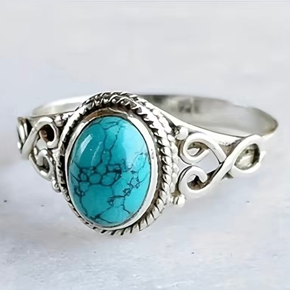 Size 7 Turquoise Statement Ring - Picture 3 of 5